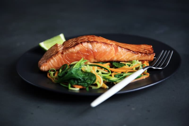 Where to Eat in Waikiki: Your Guide to Local Flavors