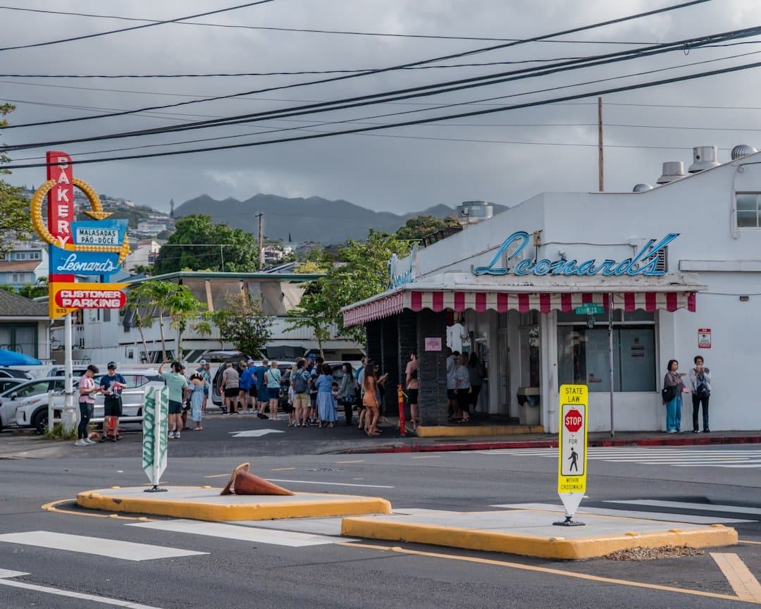 Leonard's Bakery on Kapahulu Avenue, Honolulu