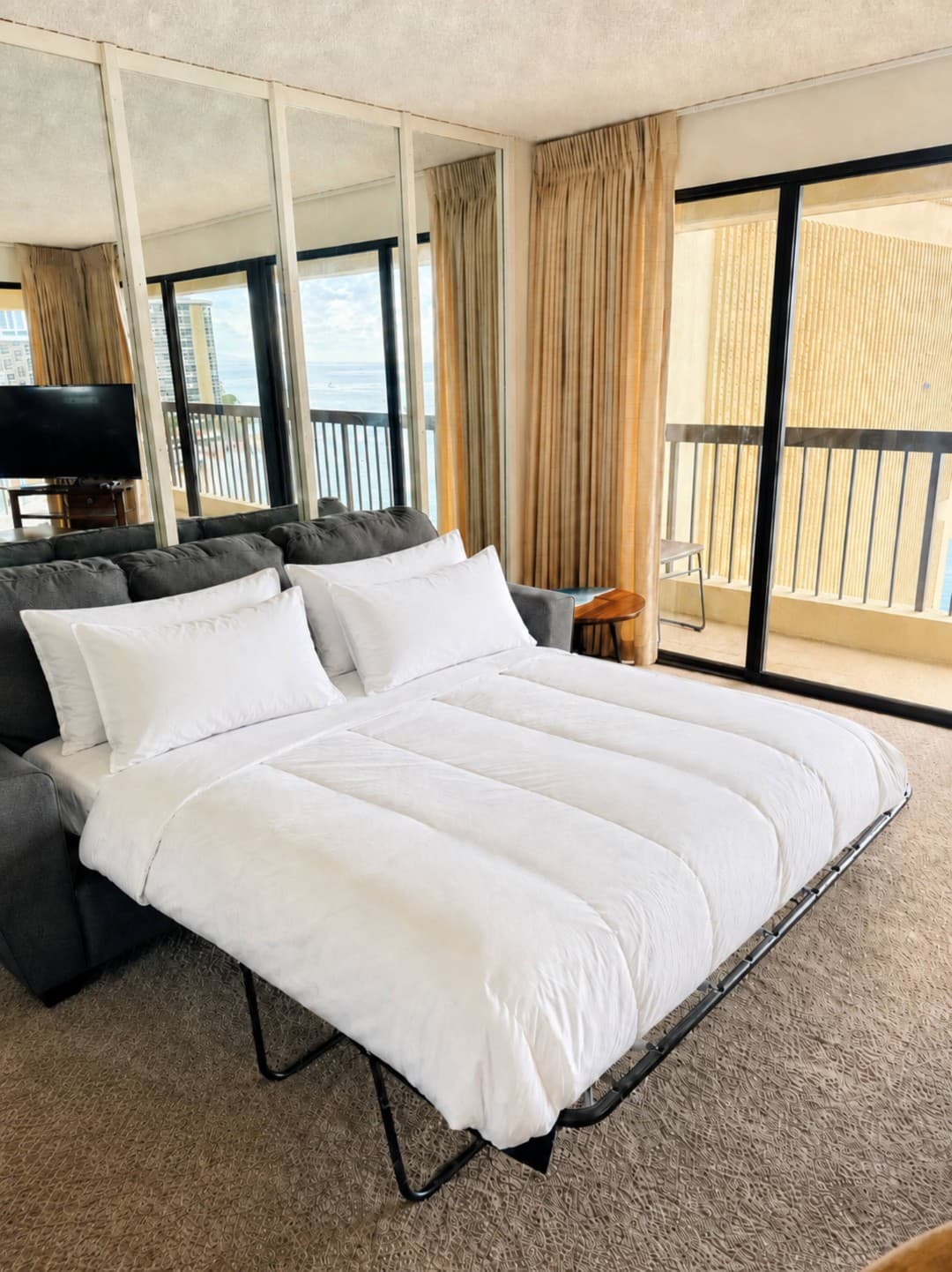 Beach Tower Suite 1904 photo 11