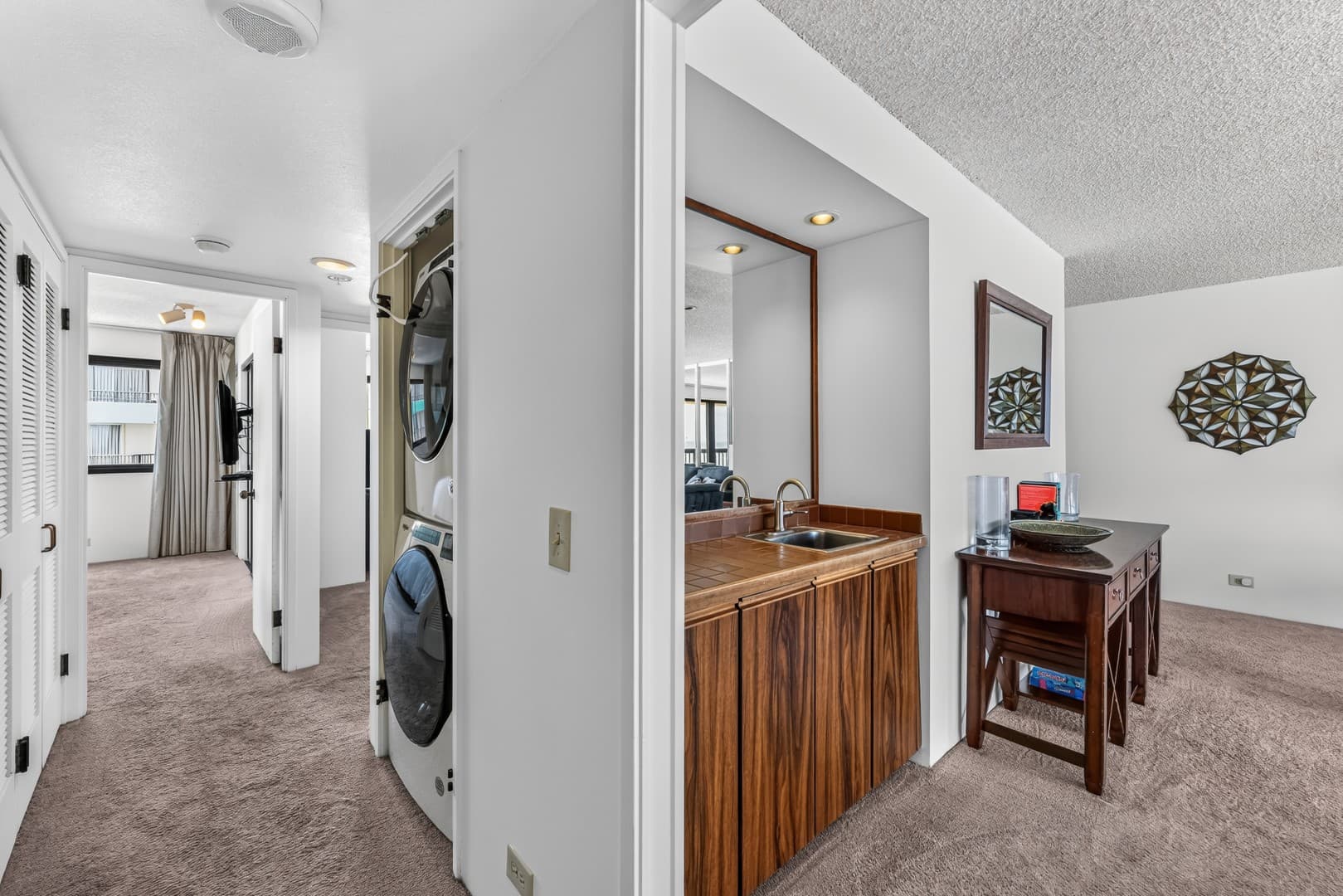 Beach Tower Suite 1904 photo 27