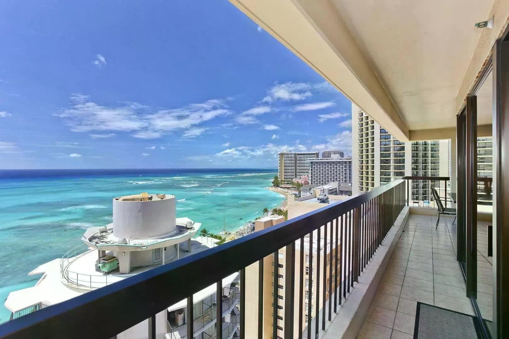 Beach Tower Suite 1904 photo 14