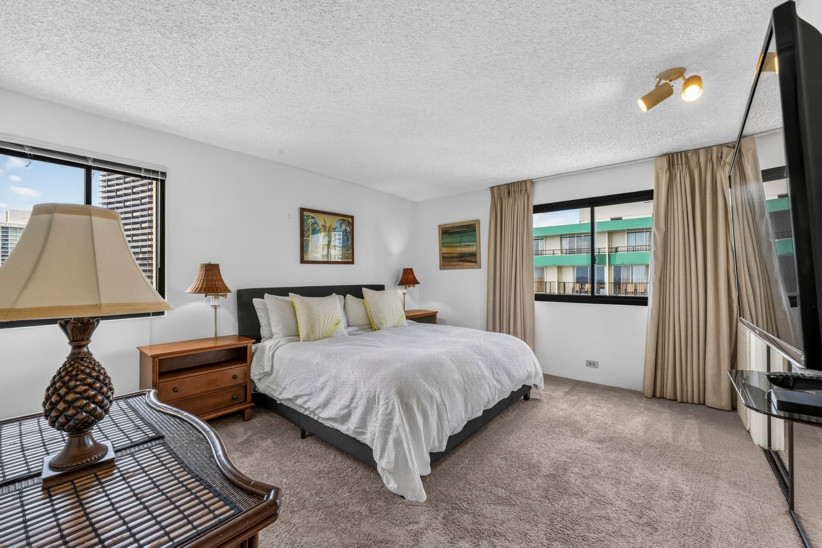 Beach Tower Suite 1904 photo 20