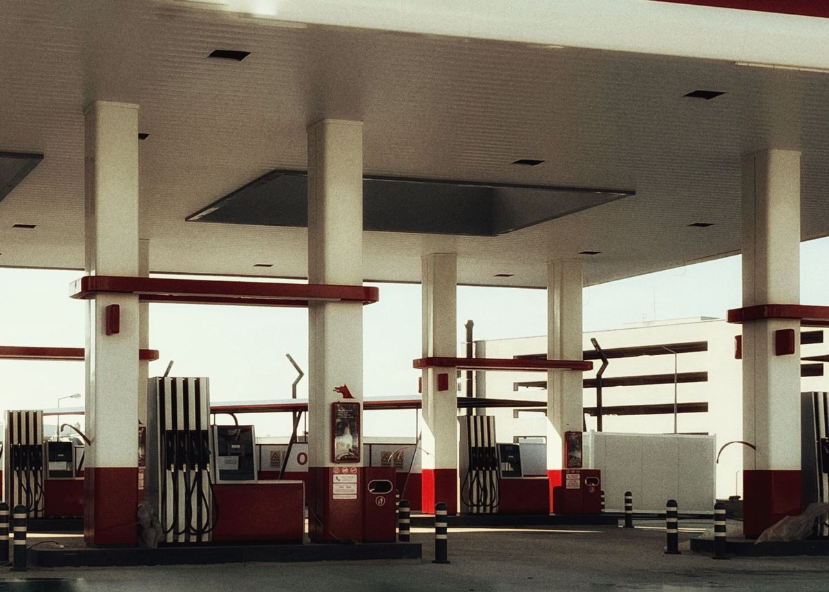 Chevron, Kapiolani Blvd
