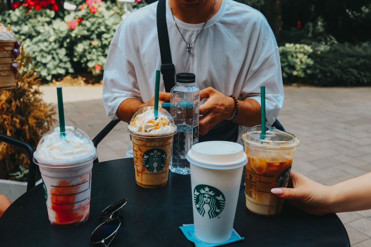 Starbucks, Waikiki Beach Walk